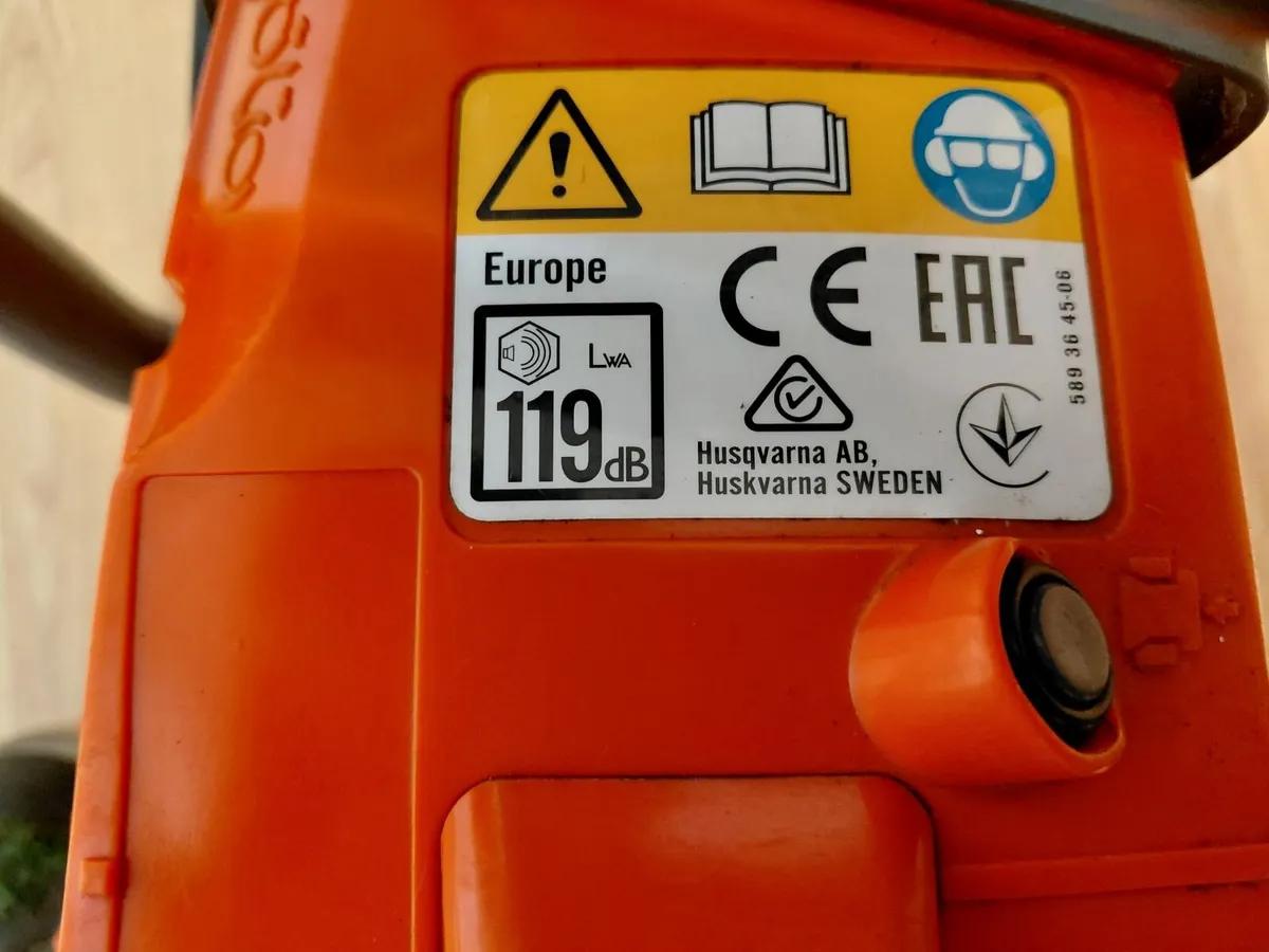 Husquvarna 365 Chainsaw - Image 3