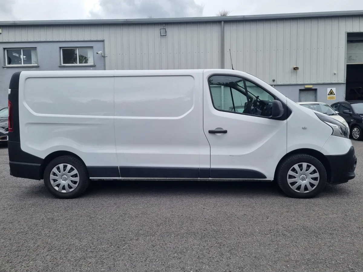 Renault Trafic 2021 - Image 4