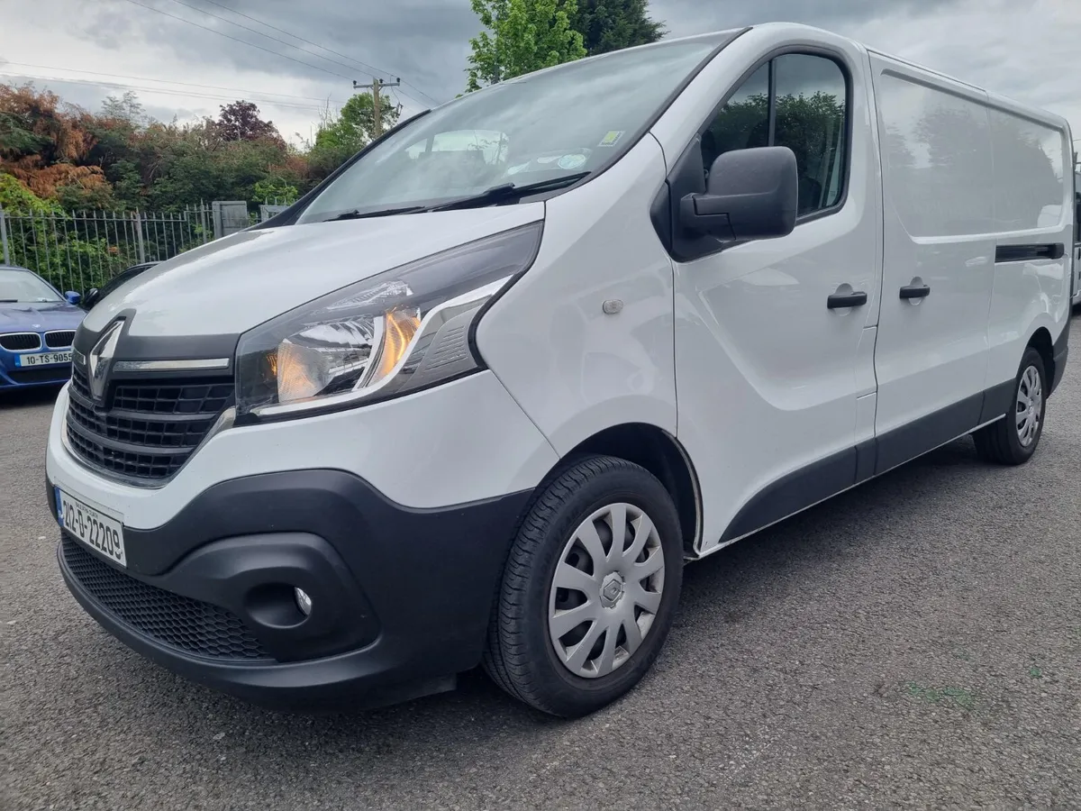 Renault Trafic 2021 - Image 1