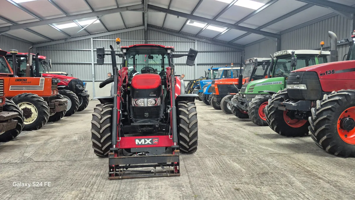 CASE Farmall 120C - Image 2