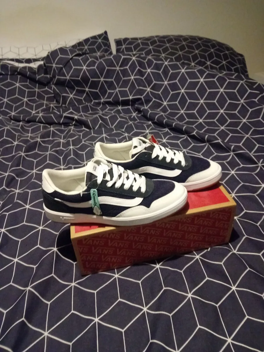 Shoes - Image 3