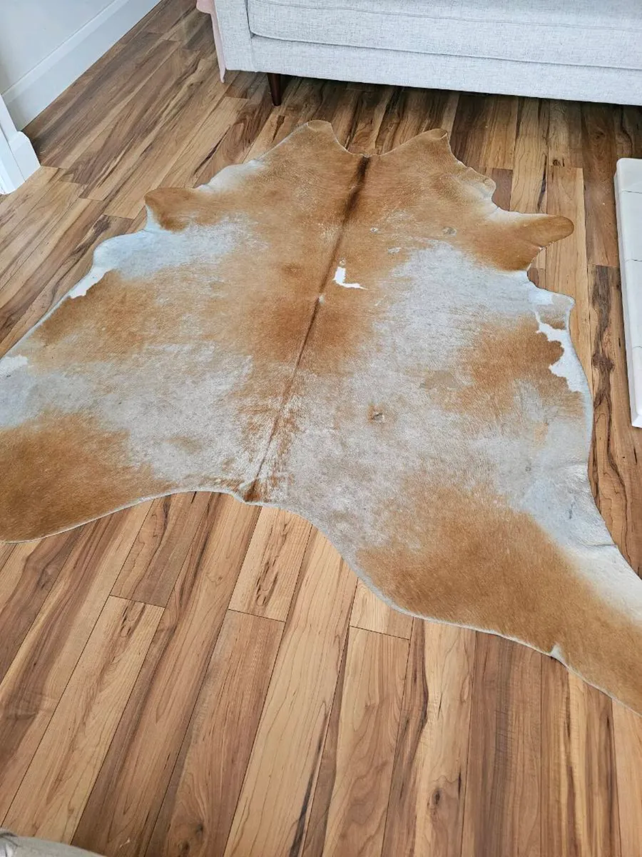Cow hide rug - Image 2