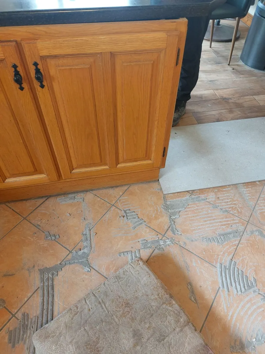 Solid Oak Kitchen for Sale. - Image 4