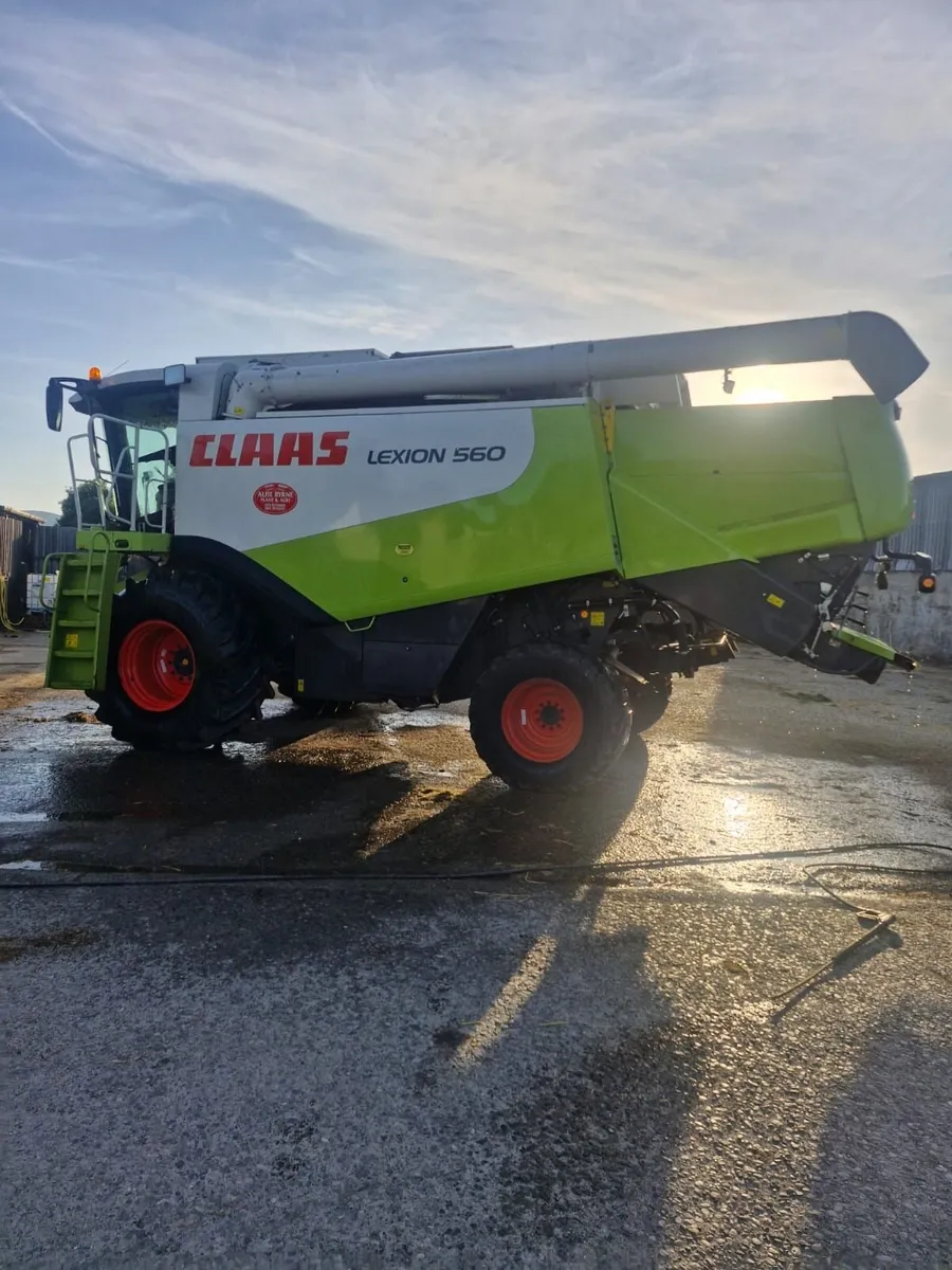Claas lexion 560 combine 4WD - Image 1