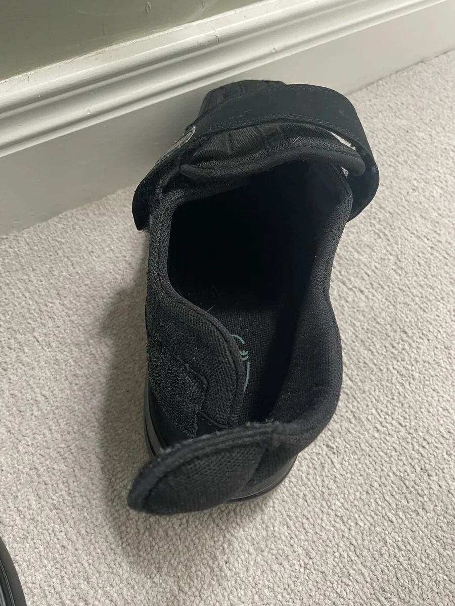 Orthopaedic shoes - Image 3