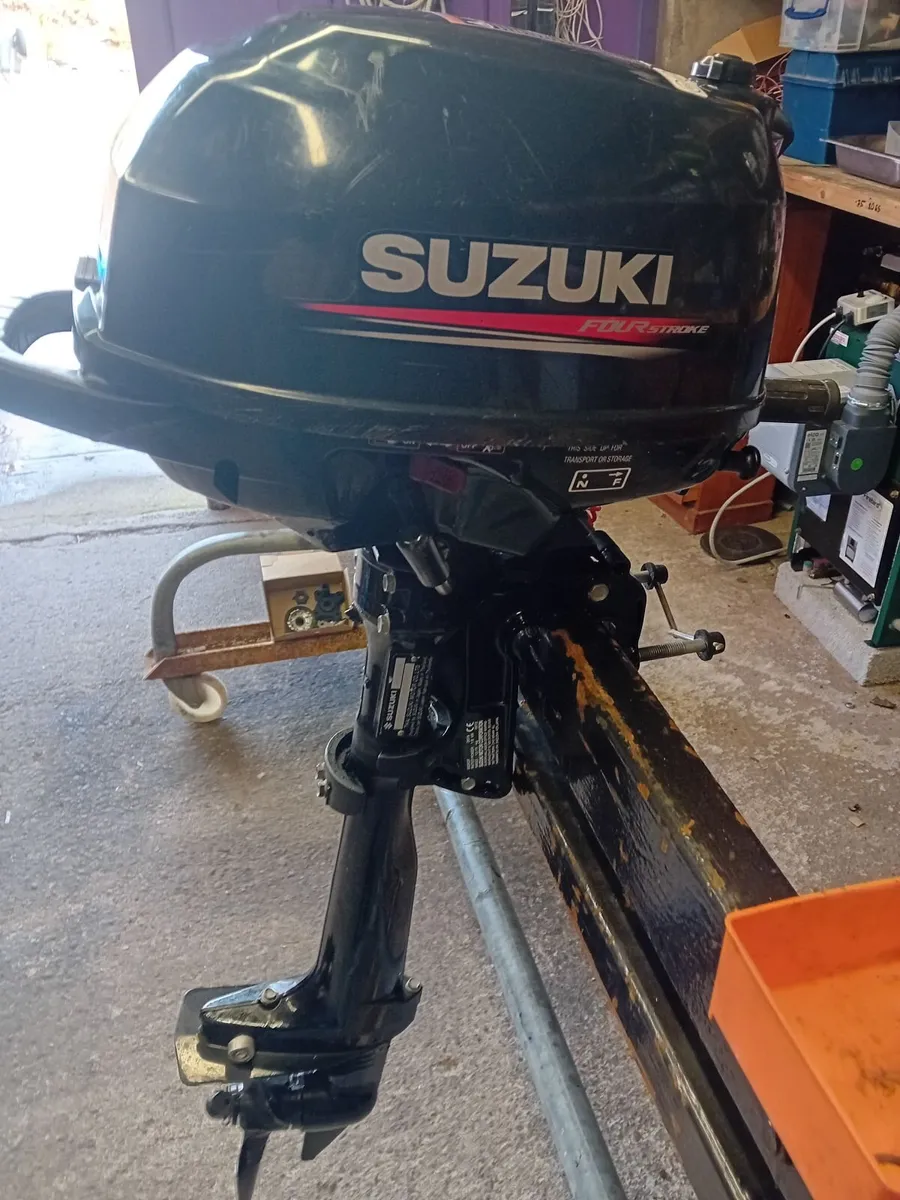 Suzuki 2.5 4 stroke engine - Image 1
