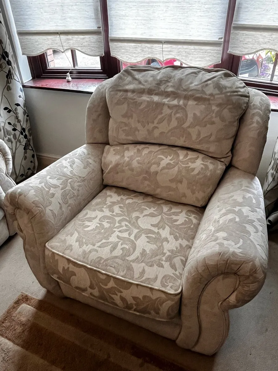 2 Piece Sofa - Image 4