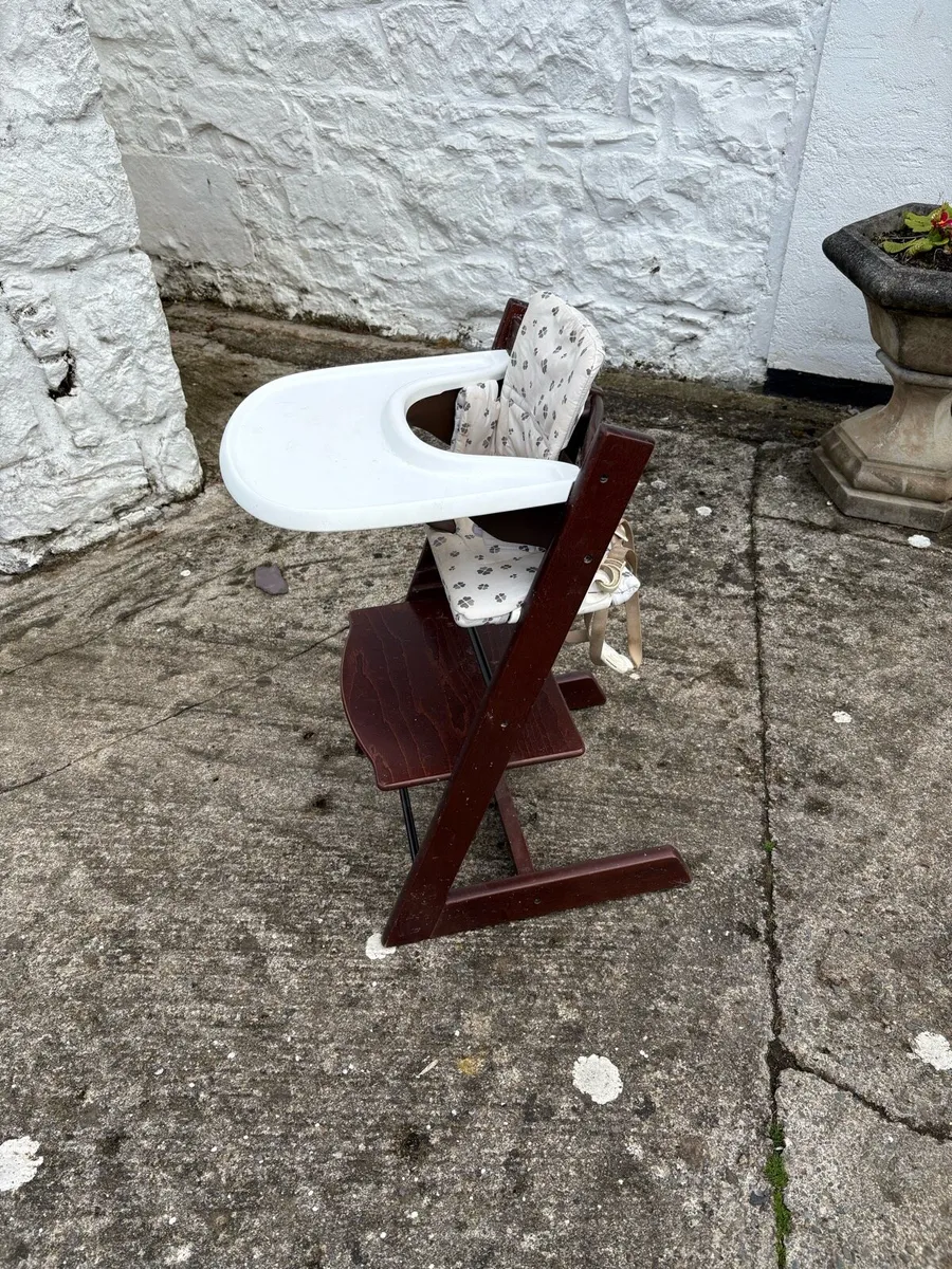 Stokke Baby chair + cot - Image 2