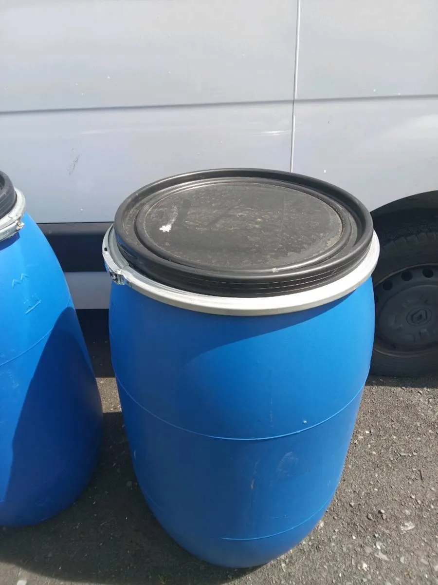 Plastic barrels - Image 4