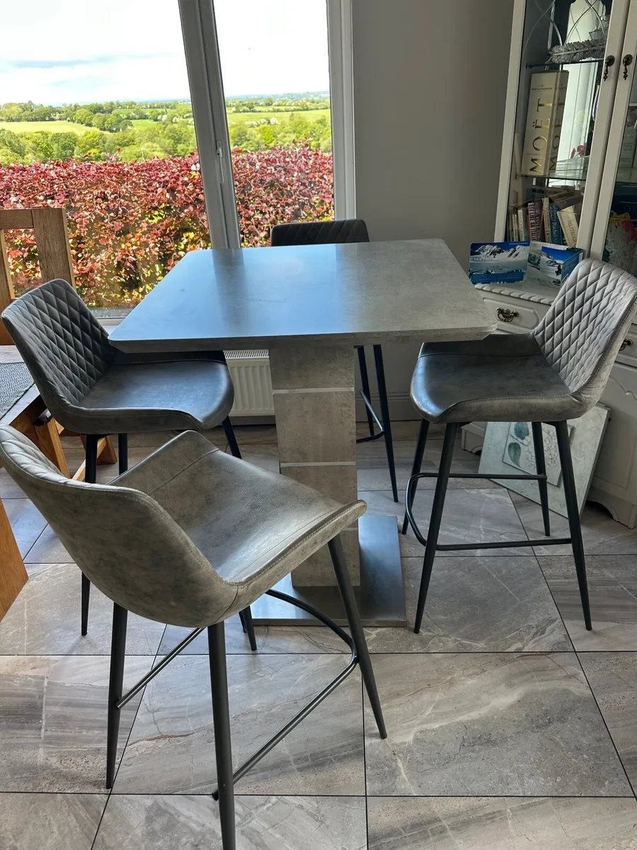 High table & 4 chairs - Image 3