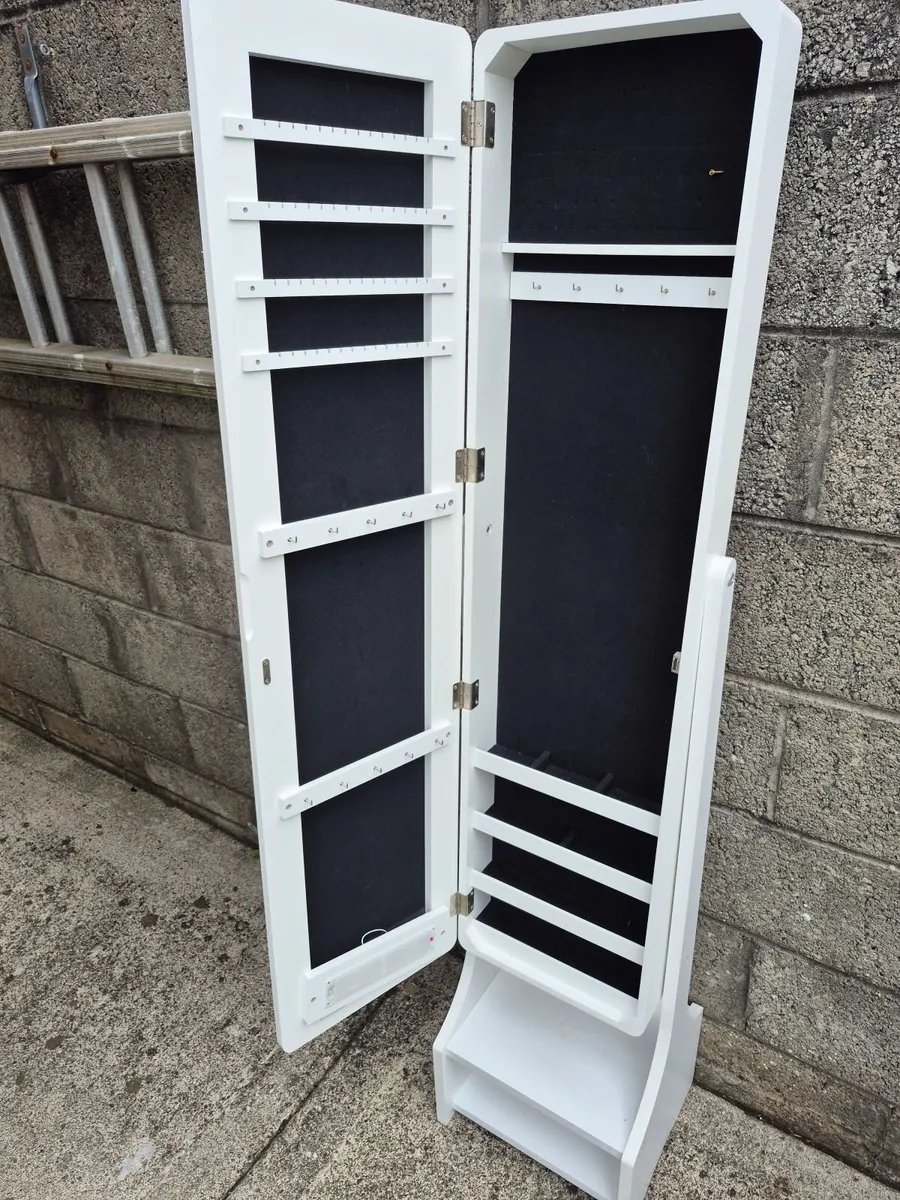 Stand up mirror/jewellery cupboard - Image 2
