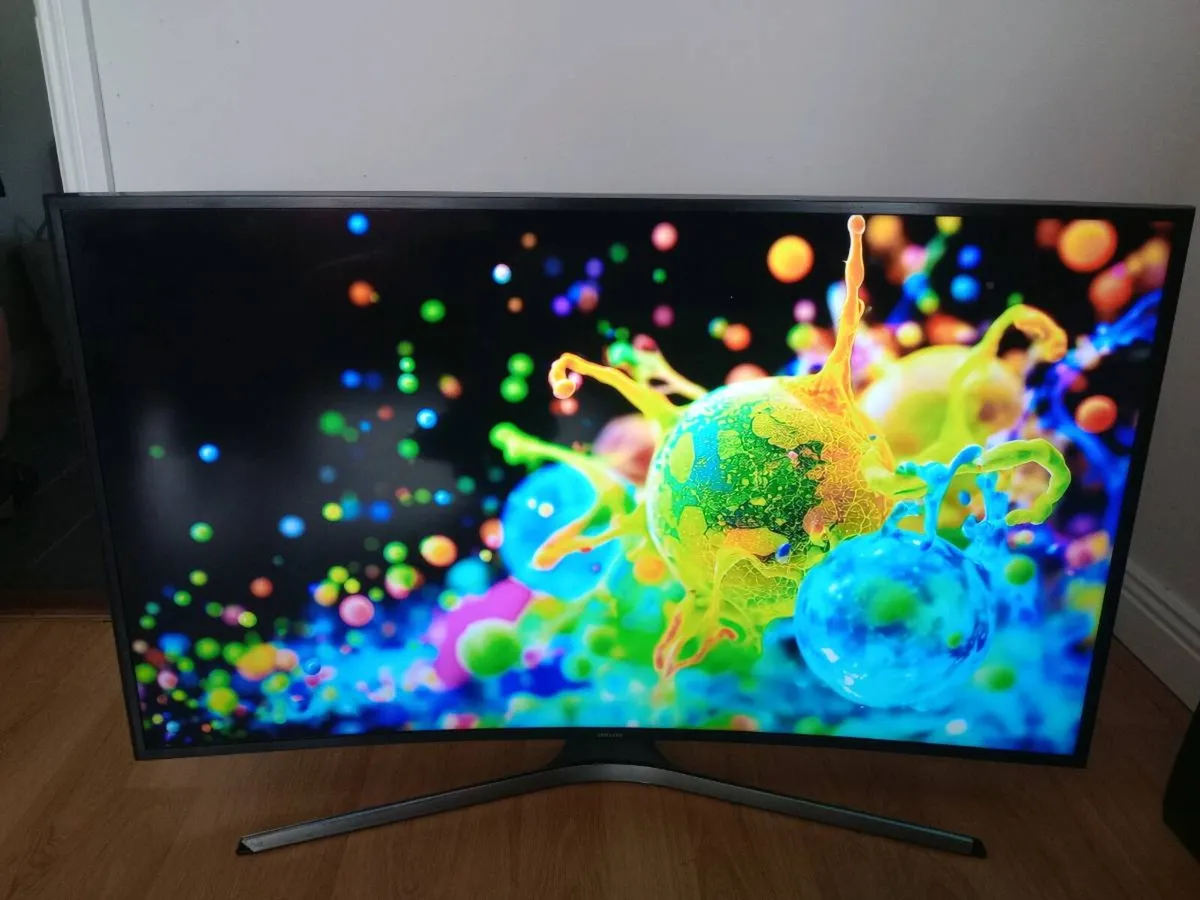 Samsung 49"4K UHD SMART ue49mu6220k curved - Image 2