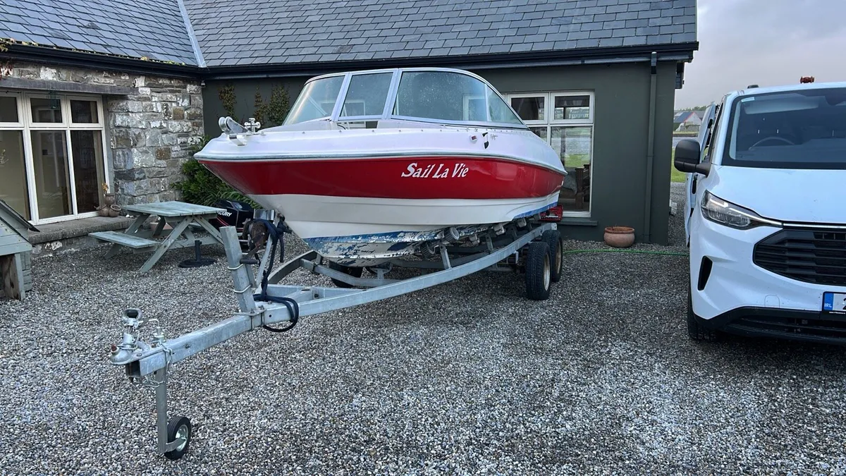 18ft Bowrider - Mercury 90 2-Stroke- Family Ready - Image 4