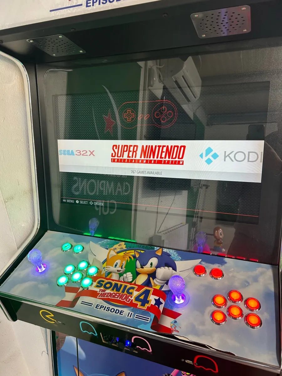 Retro Arcade Machine - Image 2