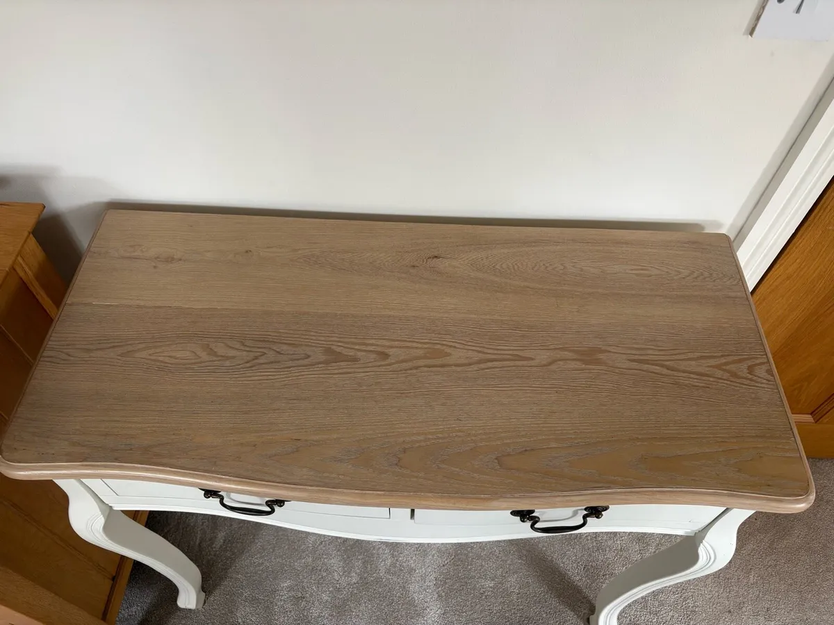 Console Table - Image 2