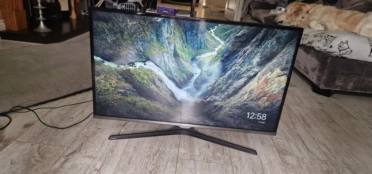 32" LED-backlit LCD TV - Full HD - Samsung UE32J5100AK 5 Series - Image 1