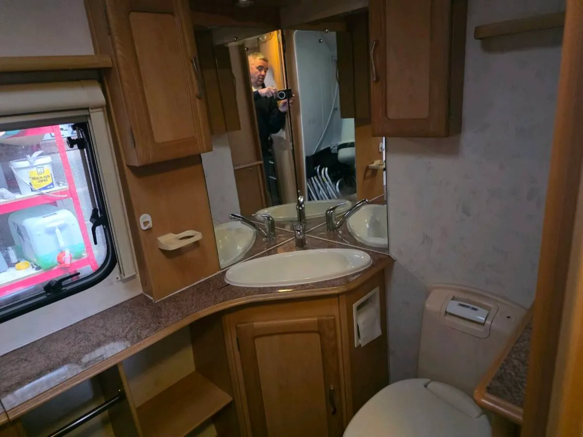 2 Berth Caravan with Awning - Image 4