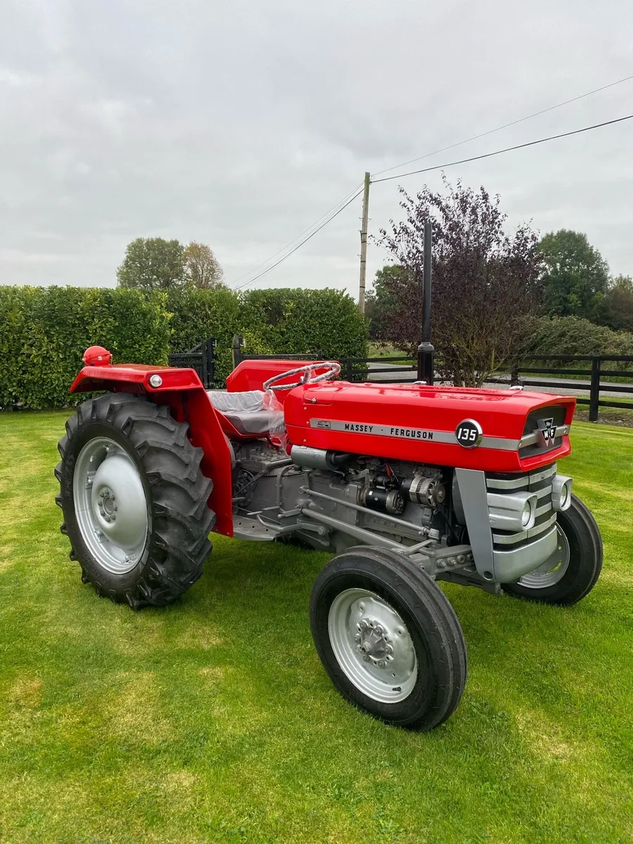 Massey Ferguson 135 - Image 2