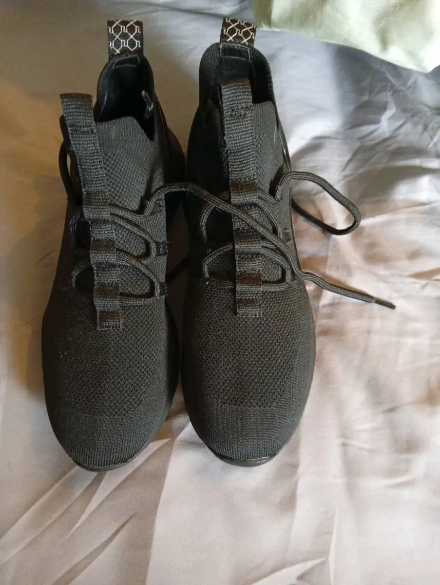 New River island trainers size 5 - Image 3