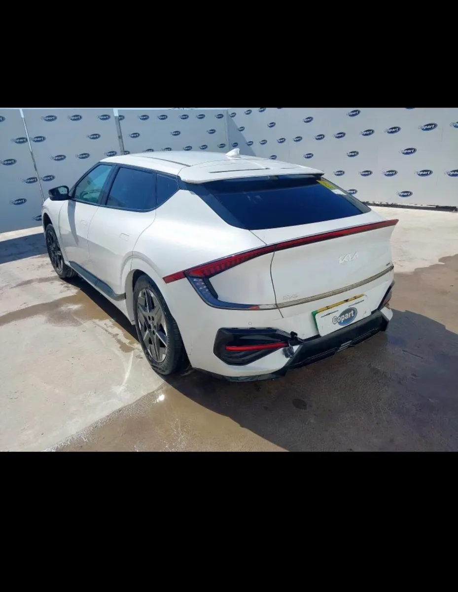 2022 Kia Ev6 for breaking - Image 1