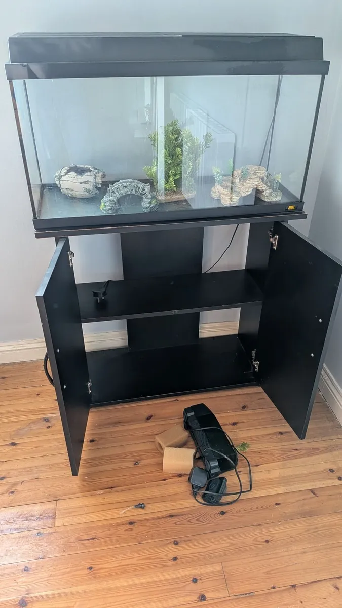 Fish tank - Image 2