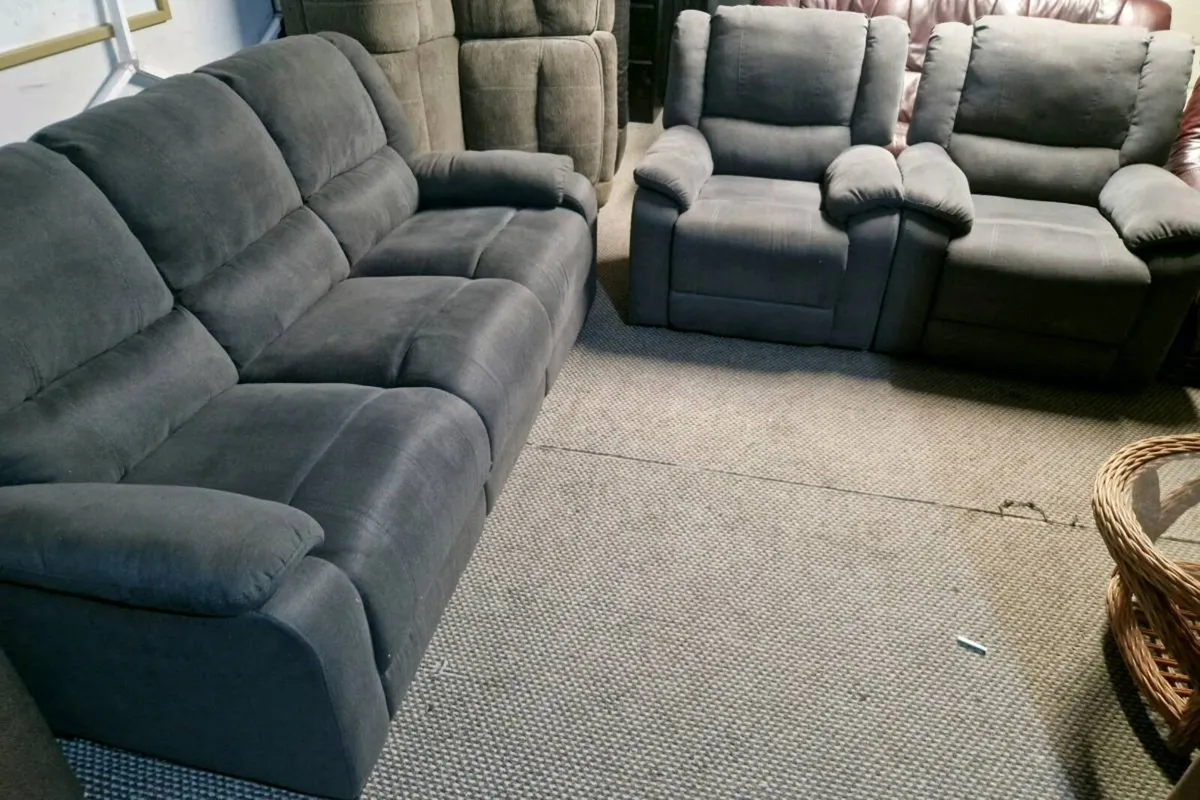 Sofas - Image 3