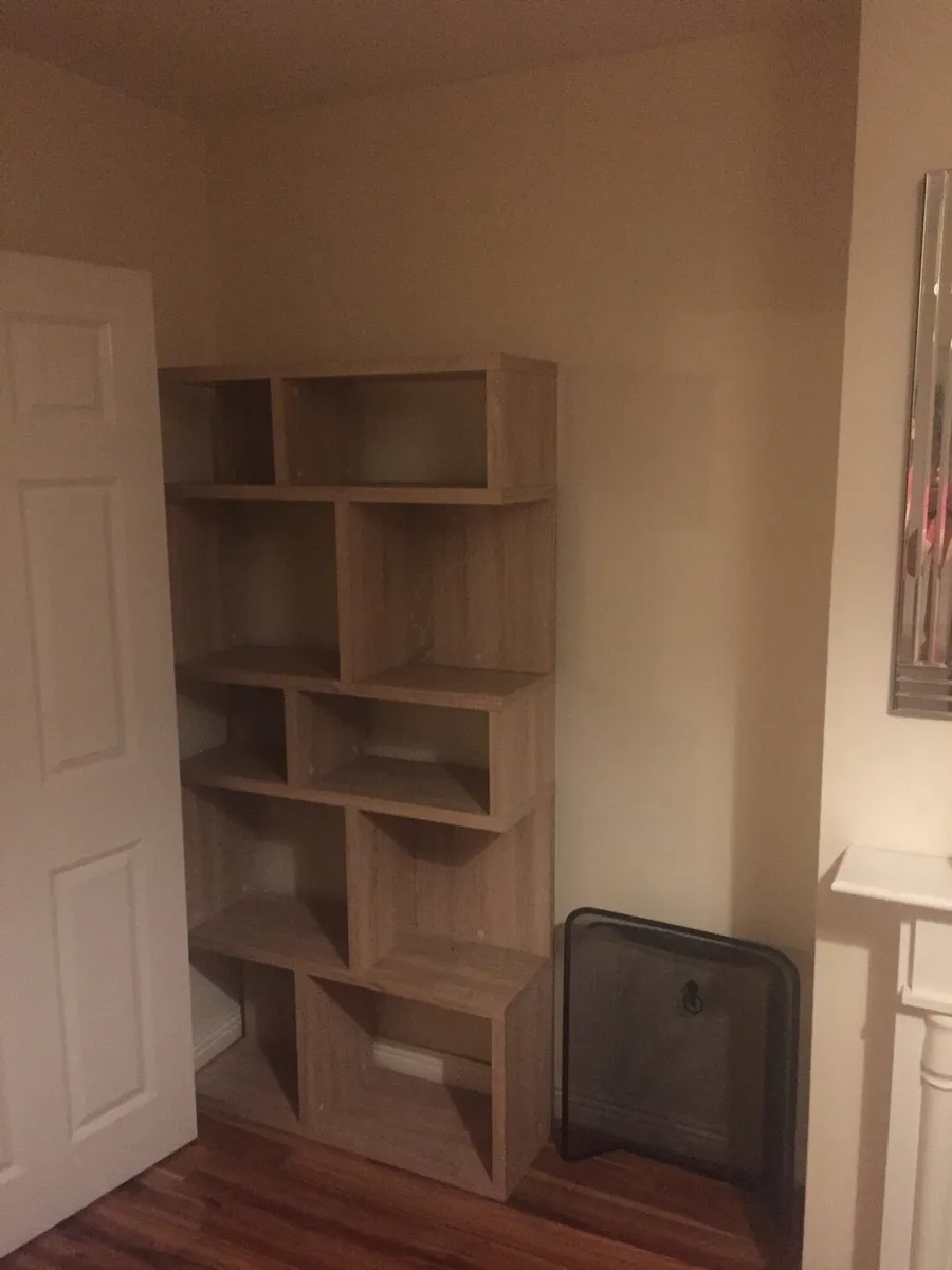 Bookshelve - Image 2