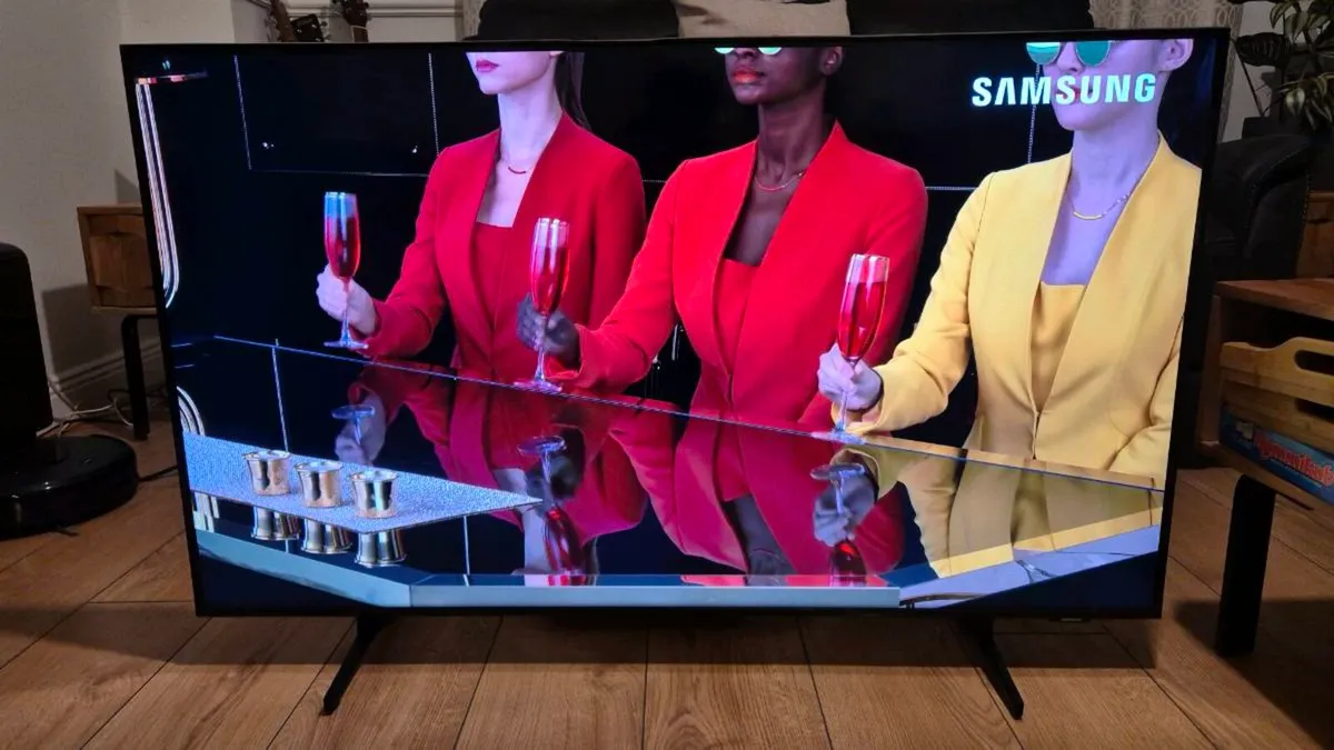 Samsung 50" 8-Series Crystal UHD 4K Smart TV - Image 4