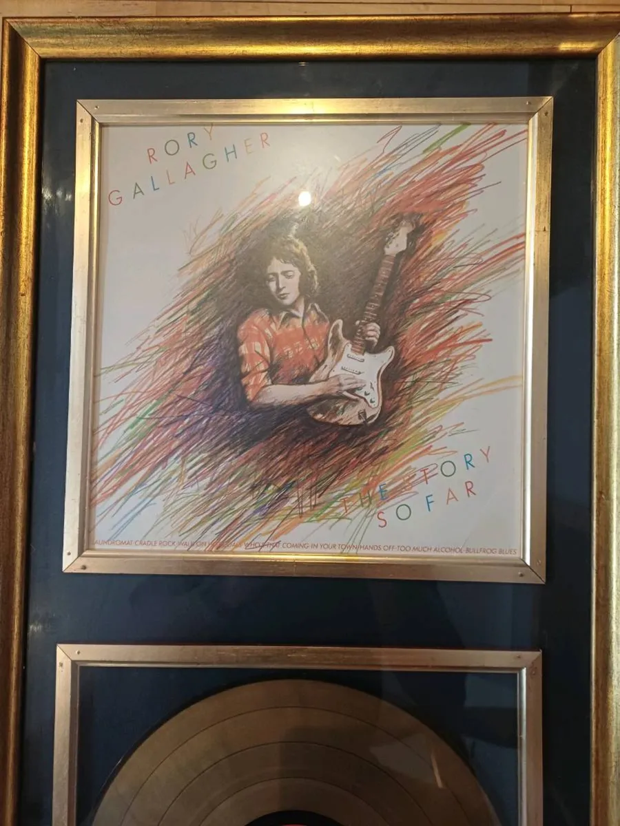Rory Gallagher picture frame and vinyl record - Image 3