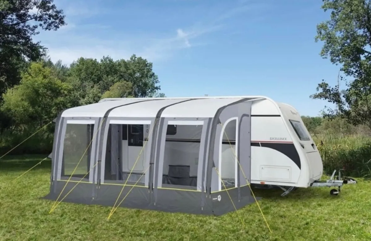Trigano Aruba 390 Air Awning - Image 1