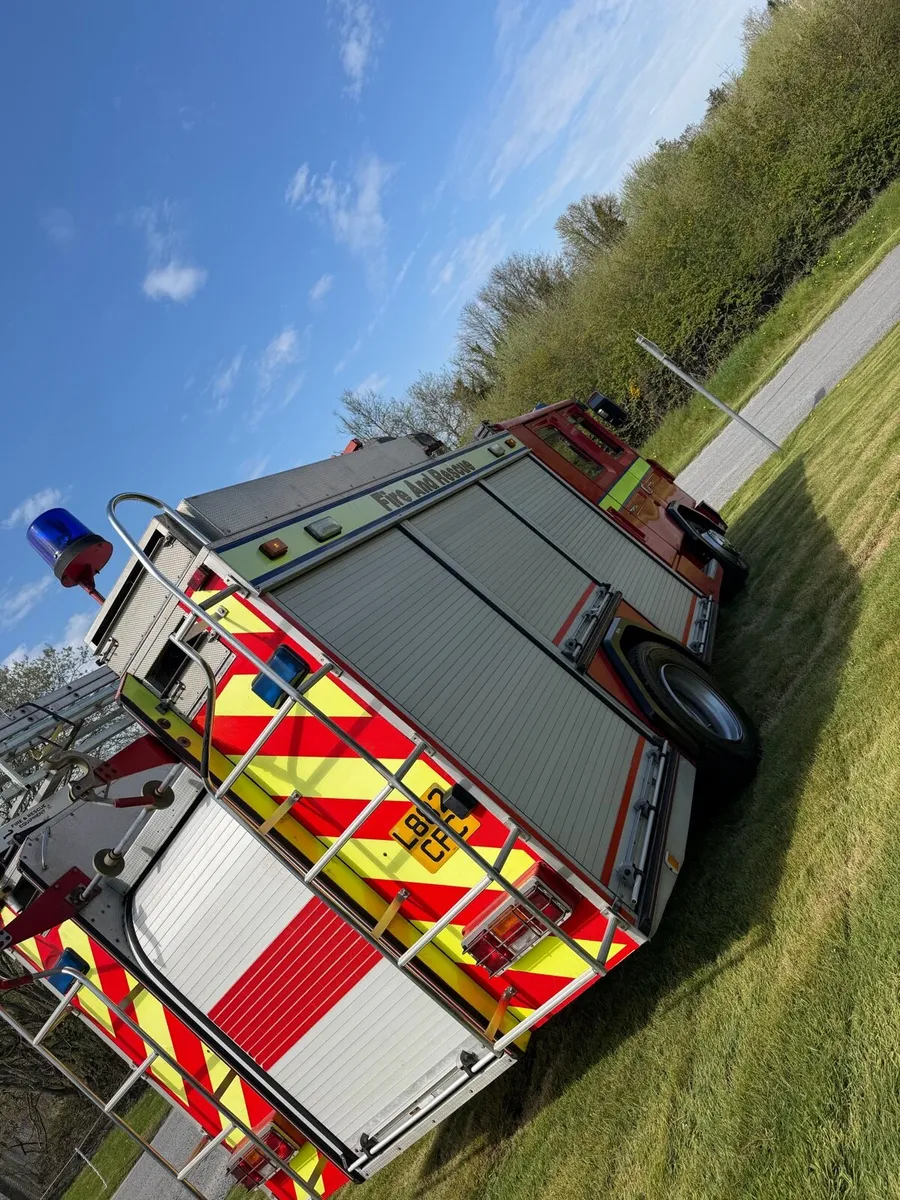 Dennis fire engine - Image 4