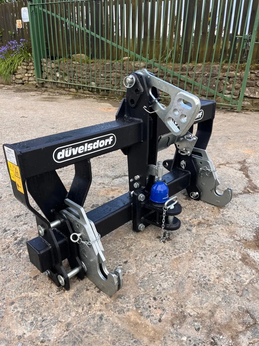 3 Point Linkage Adapters for Loaders - Image 2