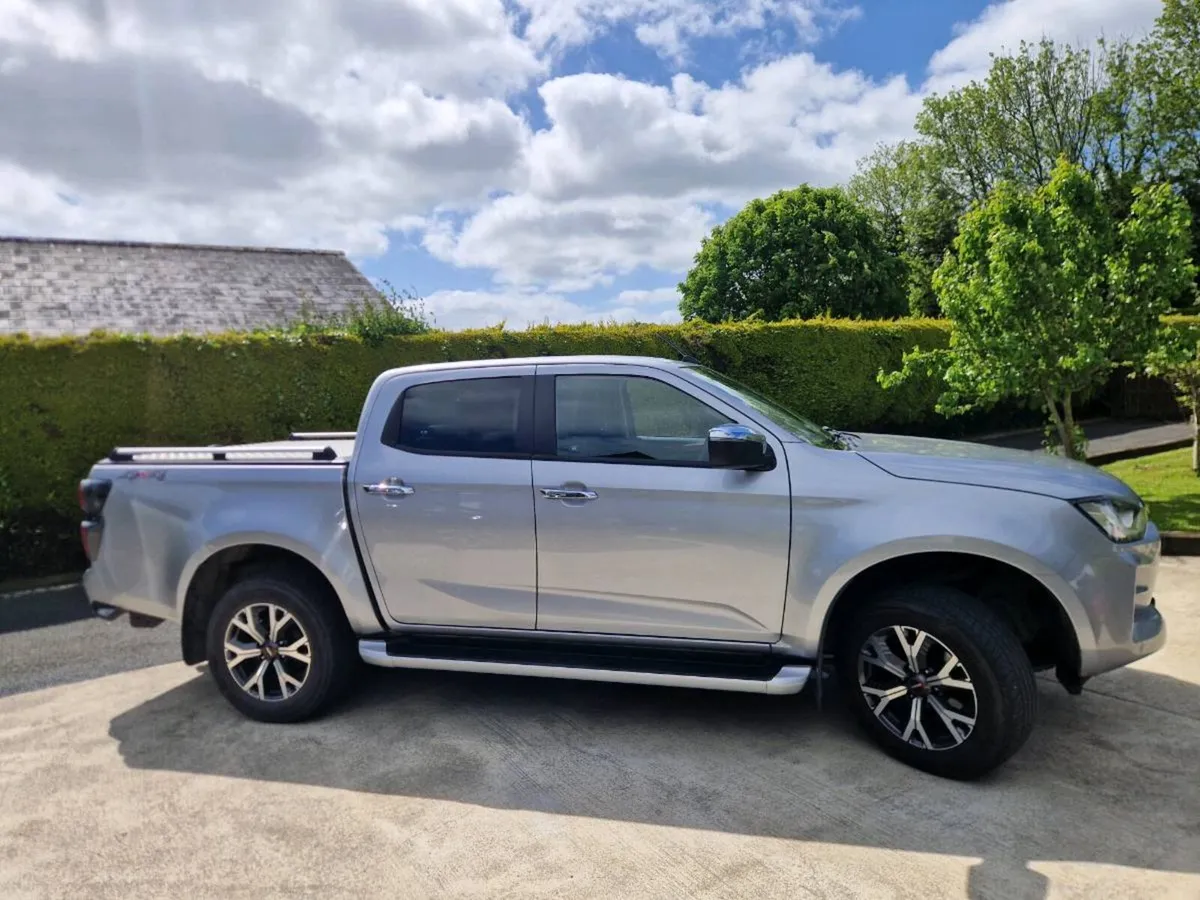 isuzu d-max - Image 2