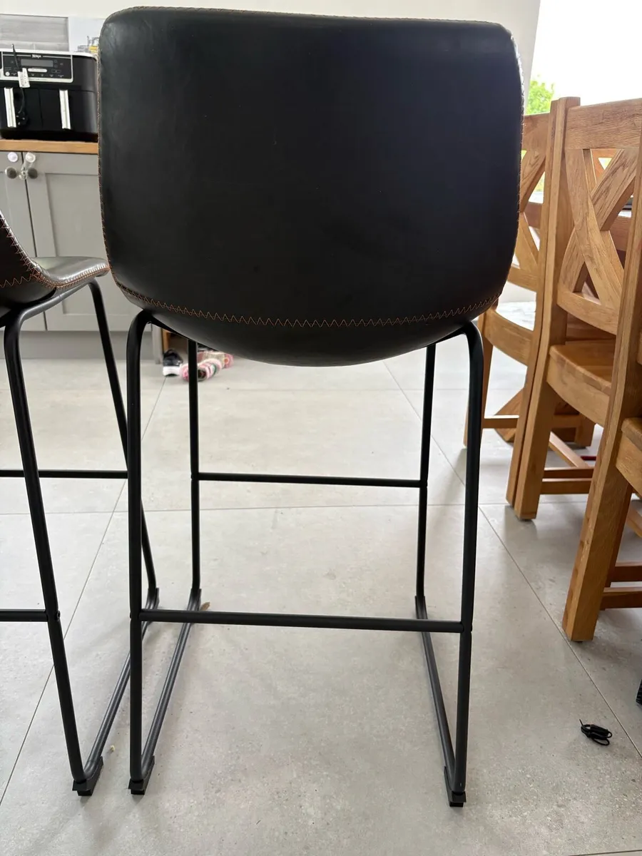 Island High Chairs - Image 1