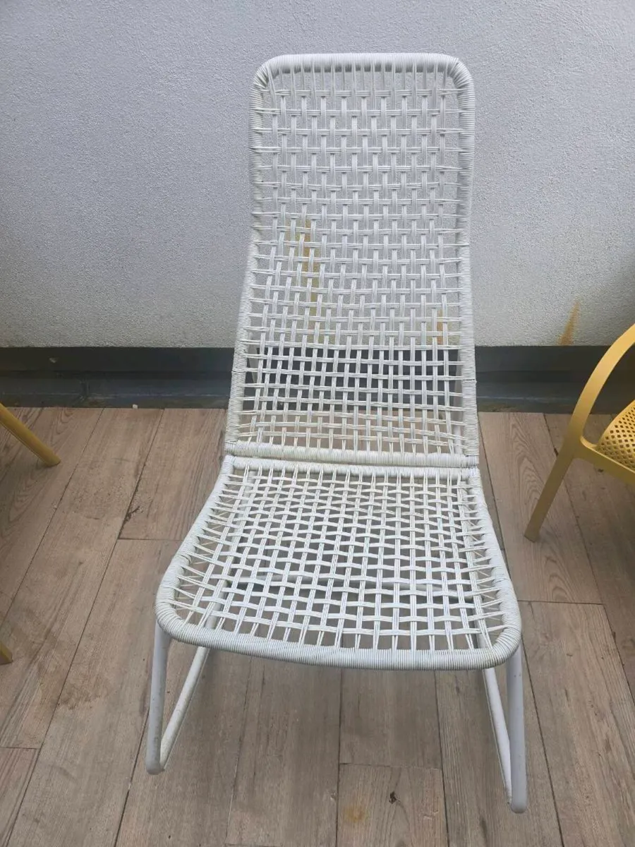 Ikes GUBBÖN
rocking-chair, in/outdoor, white - Image 1