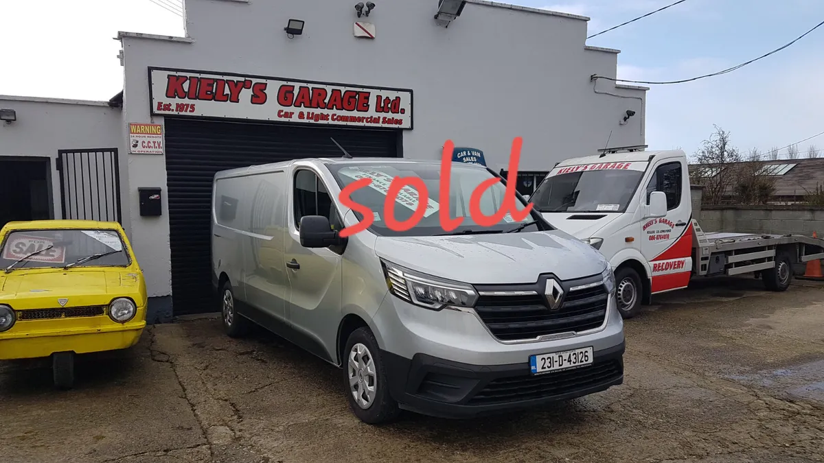 Renault Trafic 2023 LWB 75KM AS NEW VAT INVOICE - Image 1