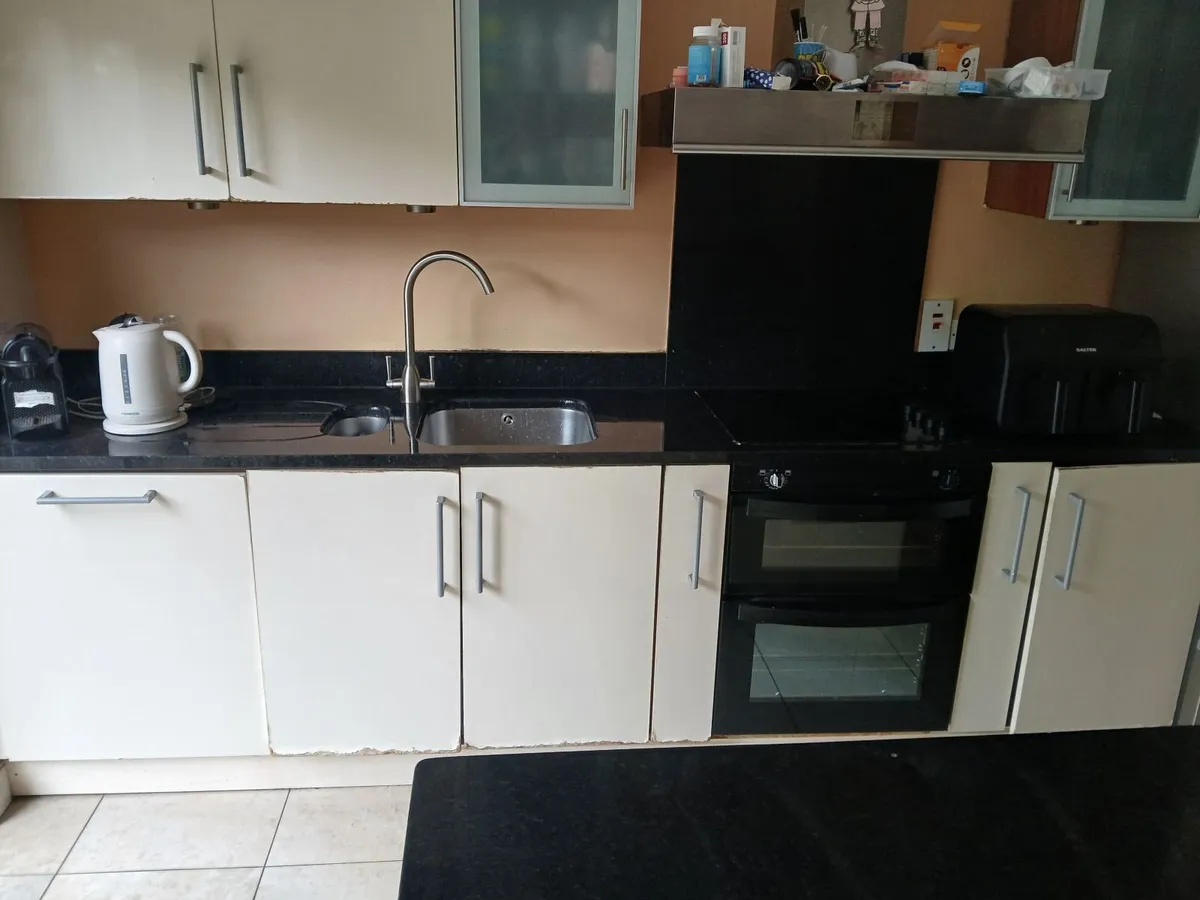 Kitchen - Image 3