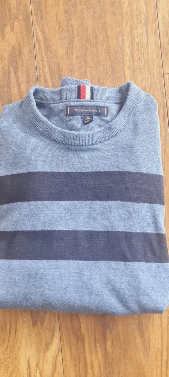 As new mens Tommy Hilfiger extra small jumper - Image 2
