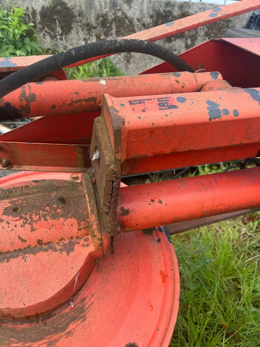 Kuhn mower + Tedder - Image 4