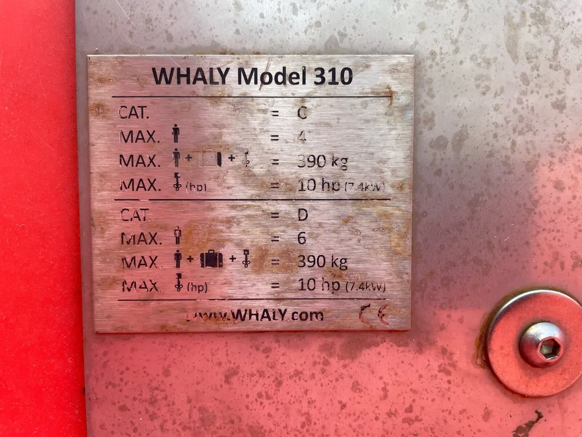 Whaly 310 boat with engine - Image 4