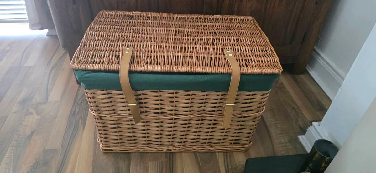 Large Hamper Basket - Image 1