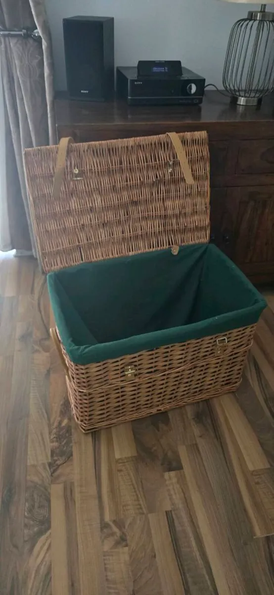 Large Hamper Basket - Image 4
