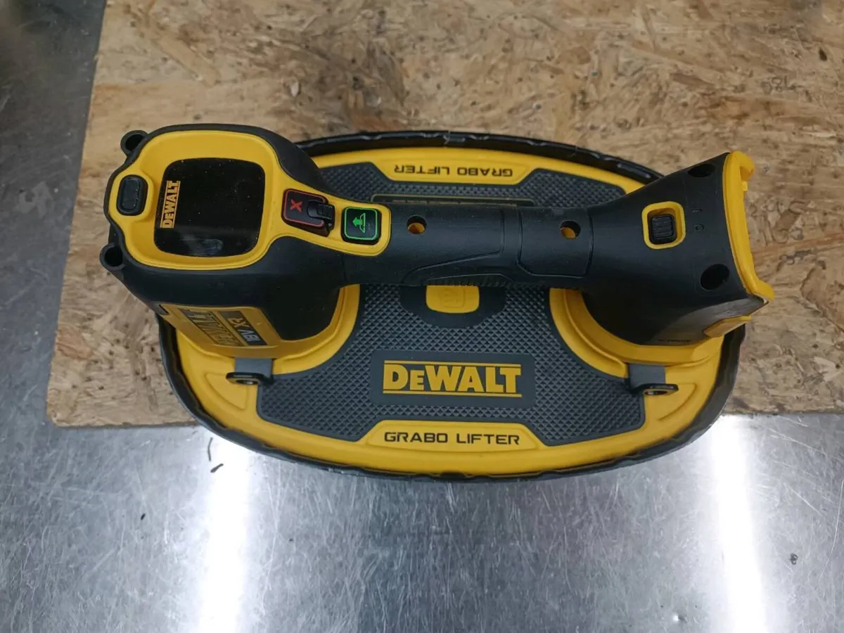 DeWalt grabo lifter. Brand new