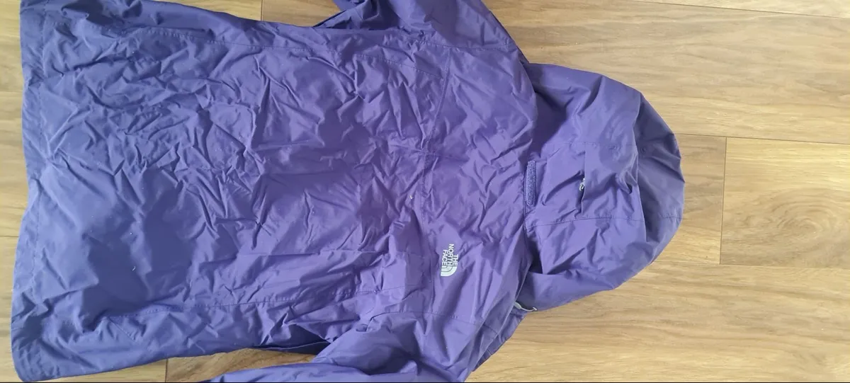 Ladies The North Face rain coat with fleece - Image 2