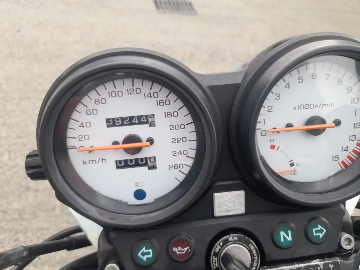 Honda 600  Hornet Project / May break for parts - Image 4