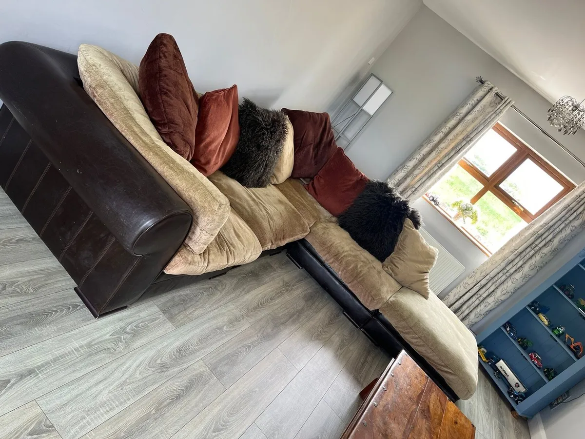 Corner Sofa - Image 1