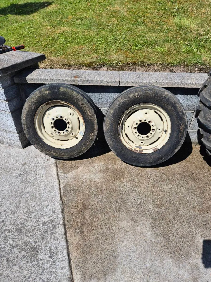 Tractor wheels - Image 2