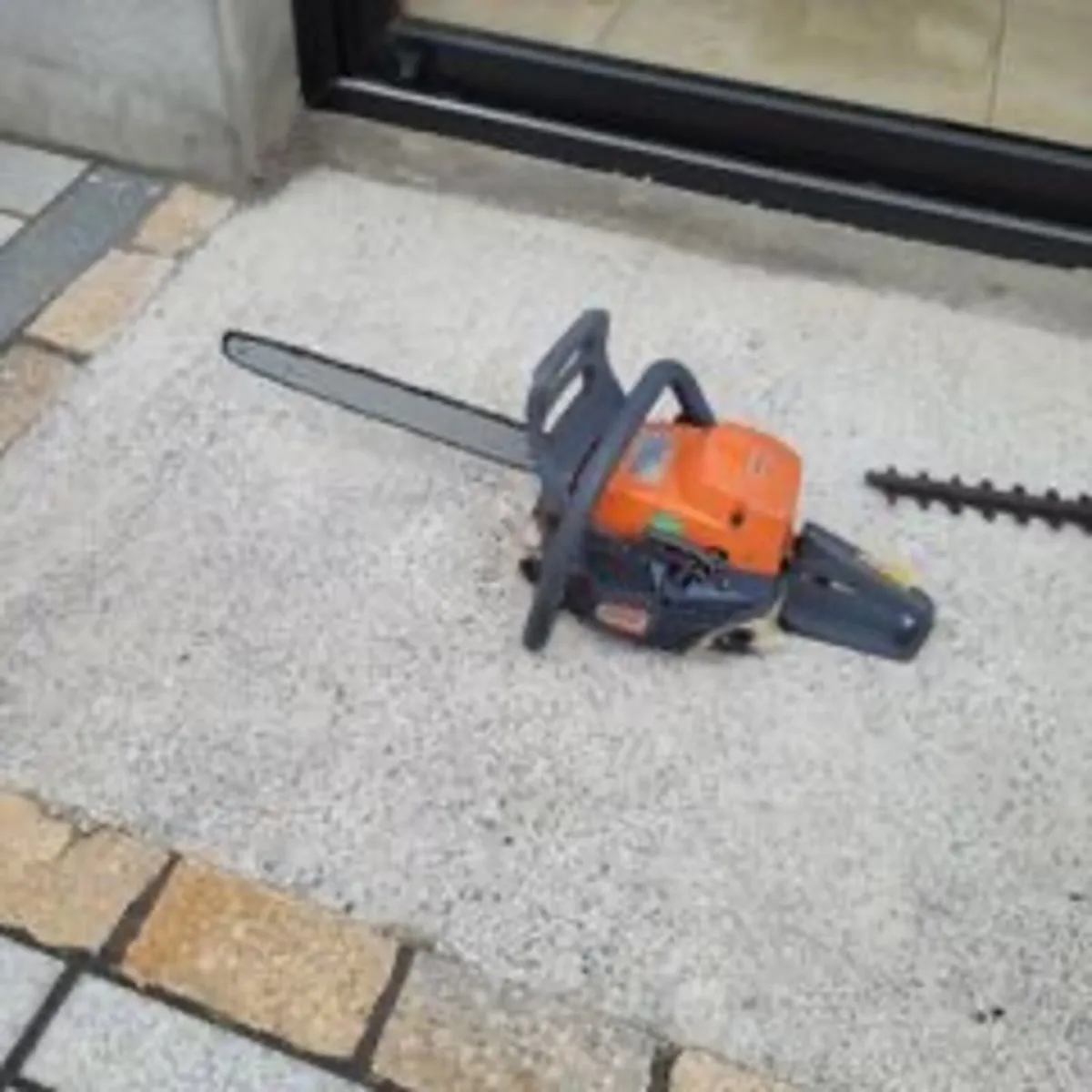 Gardenworks hedge trimmer