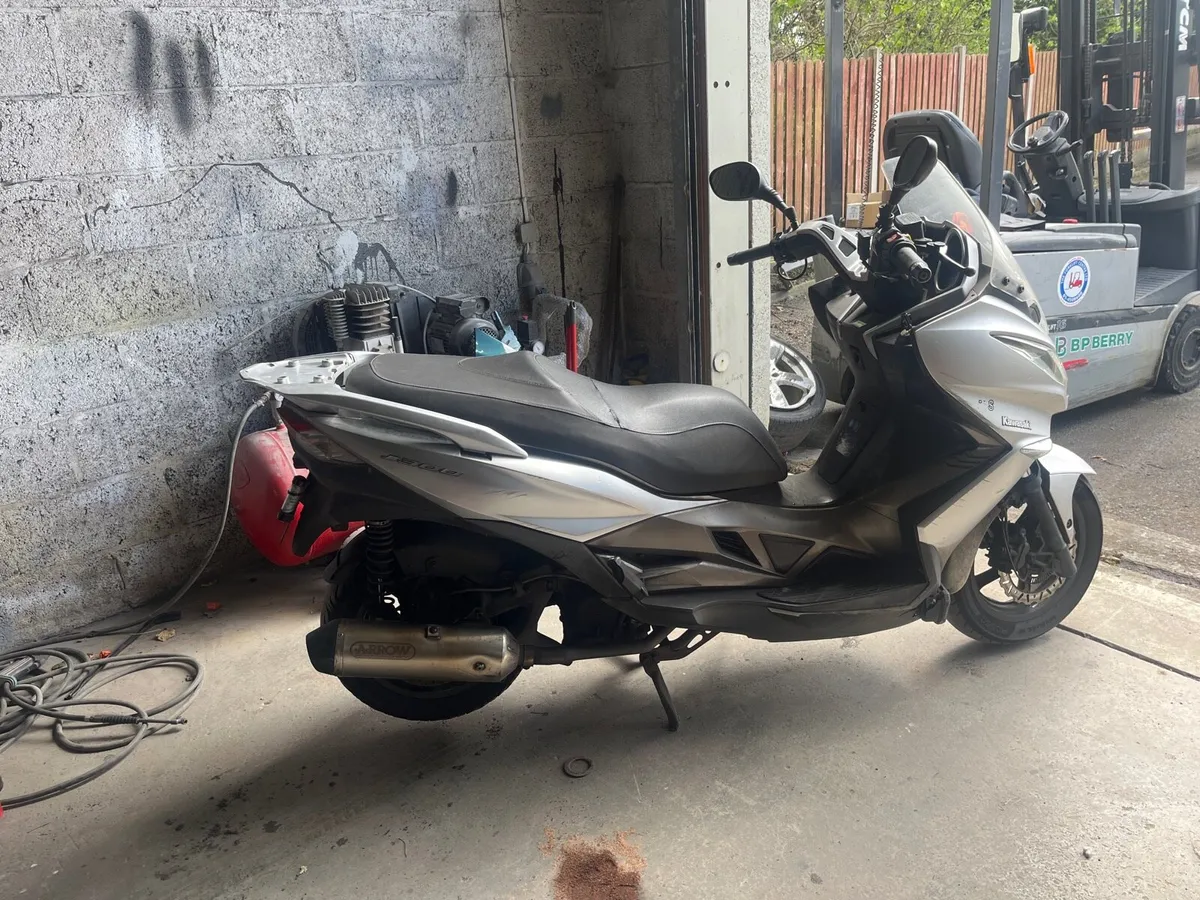 Kawasaki j300 141 - Image 1