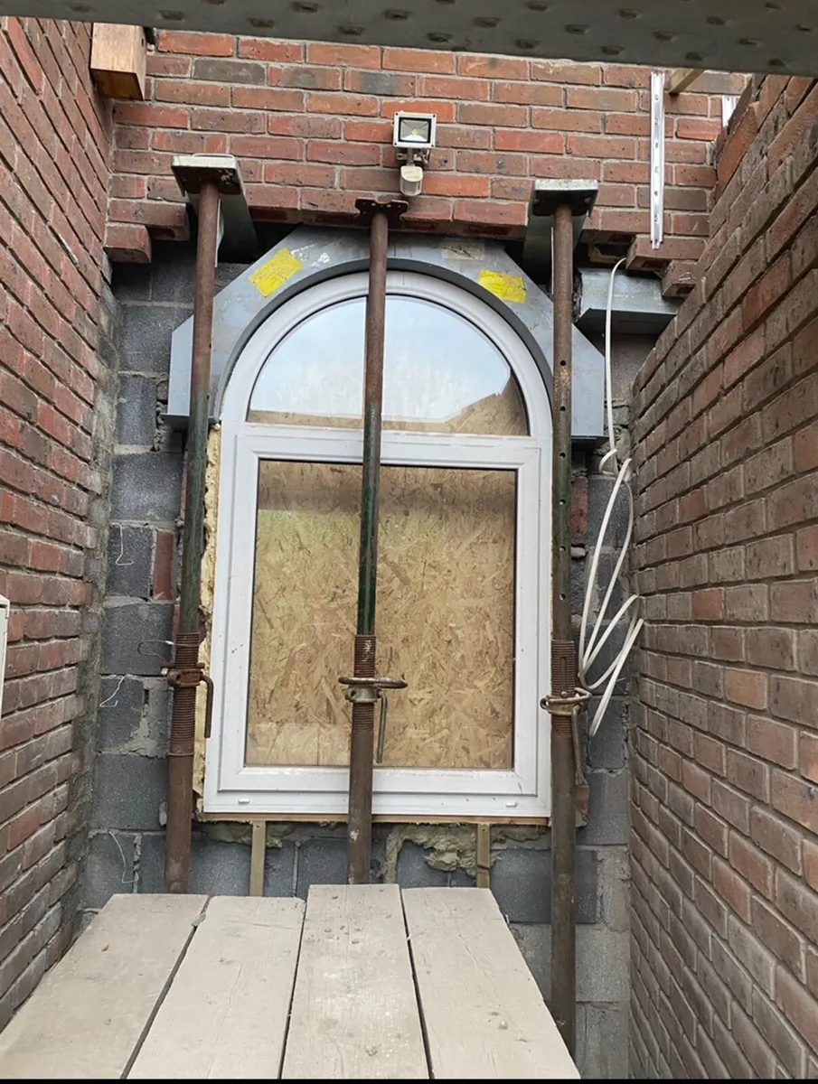 Double glazed arch window - Image 1